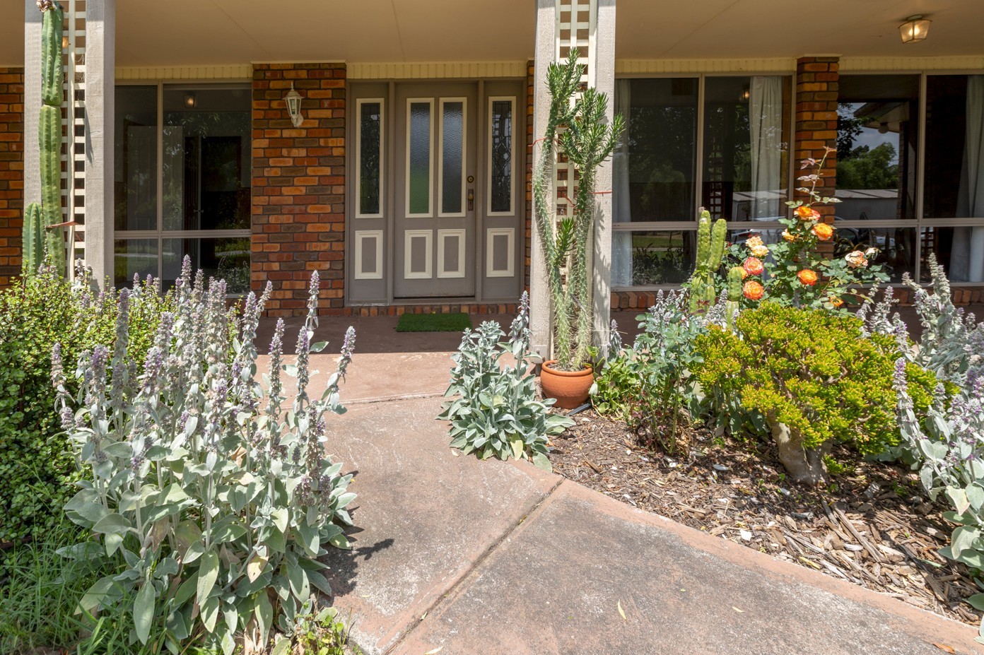 10 Green Valley Drive, Drouin, VIC 3818 - Thumbnail 1 - 25/08/2026