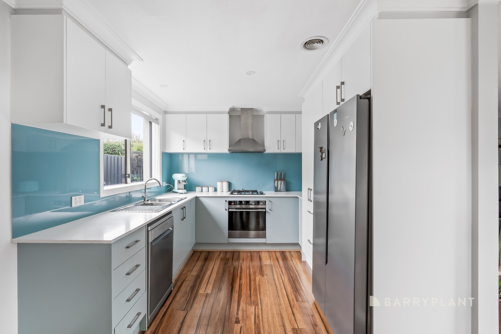 10 Greenock Street, Reservoir, VIC 3073, Reservoir - Thumbnail 3