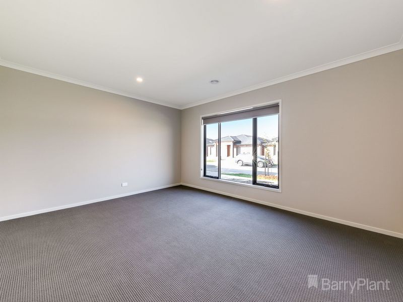 10 Gulliver Drive, Officer, VIC 3809, Officer - Thumbnail 5