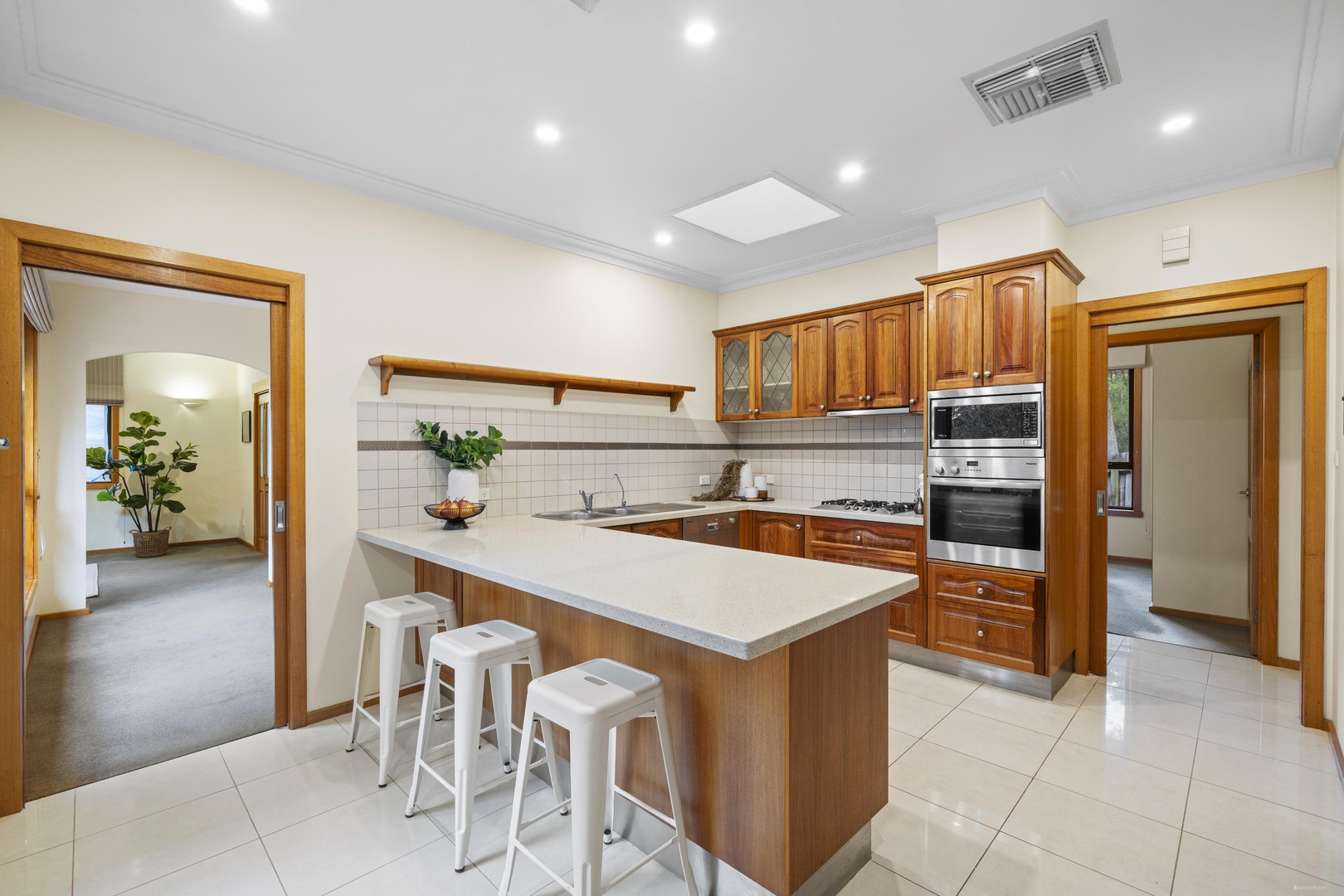 10 Haddon Court, Mitcham, VIC 3132, Mitcham - Thumbnail 4