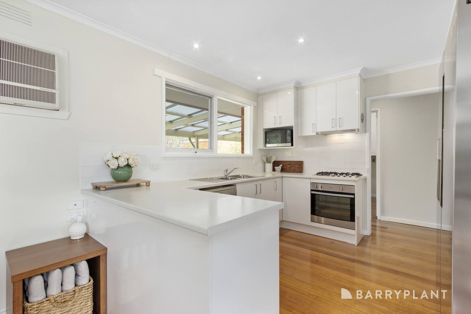 10 Hadlow Drive, Wantirna, VIC 3152, Wantirna - Thumbnail 4