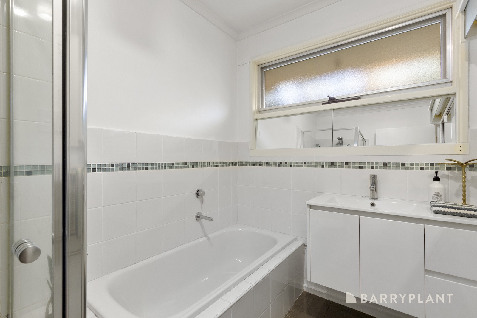 10 Hadlow Drive, Wantirna, VIC 3152, Wantirna - Thumbnail 7