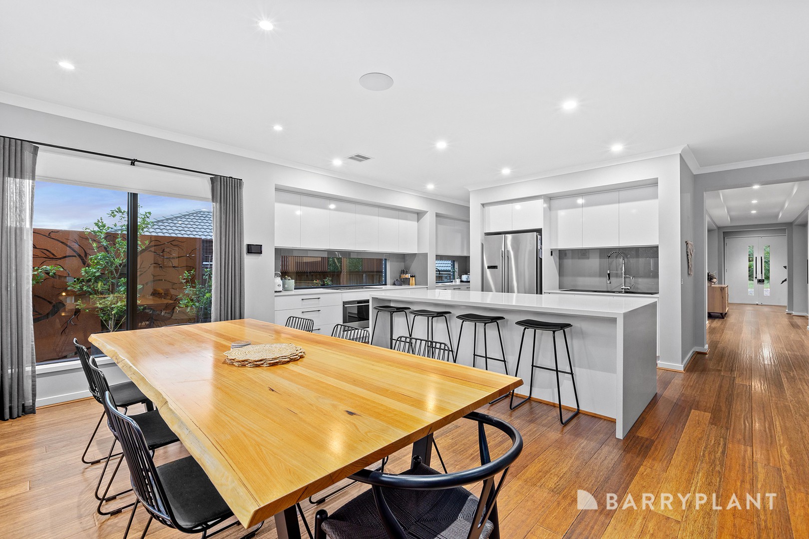 10 Haldane Close, Chirnside Park, VIC 3116, Chirnside Park - Thumbnail 3