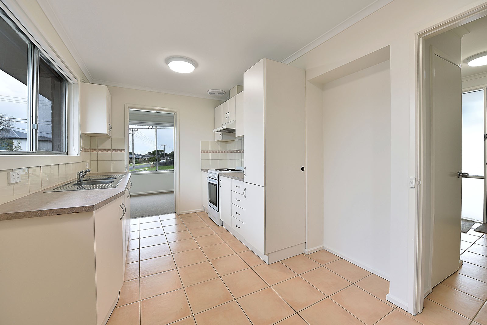 10 Hall Road, Gladstone Park, VIC 3043 - Thumbnail 1 - 15/07/2026