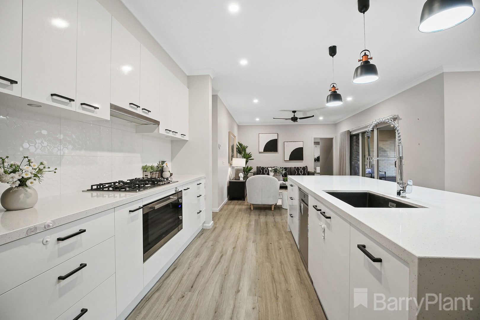 10 Harrods Close, Drouin, VIC 3818, Drouin - Thumbnail 6