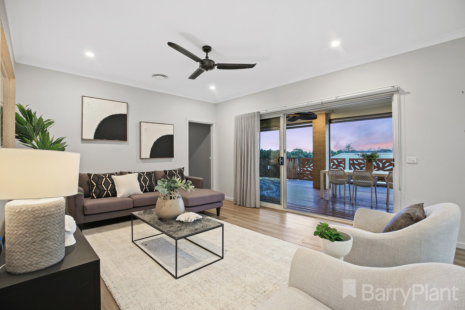 10 Harrods Close, Drouin, VIC 3818, Drouin - Thumbnail 8