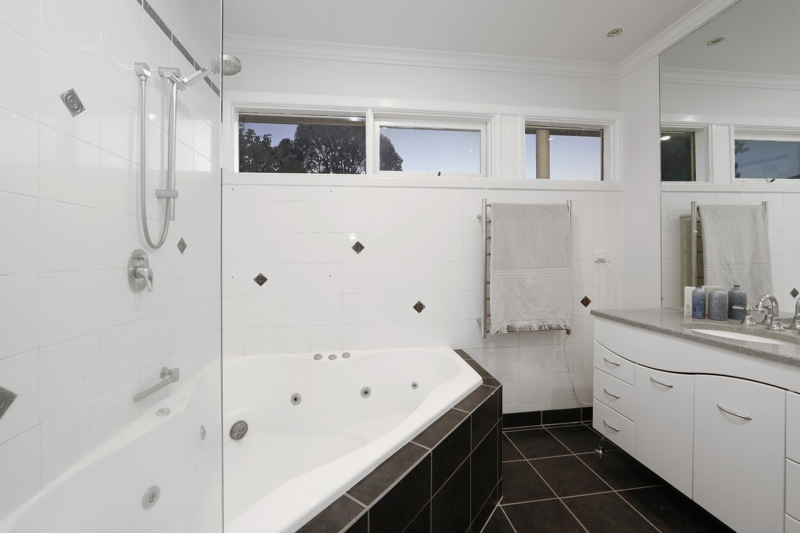 10 Herbert StreetBoronia, VIC 3155, Boronia - Thumbnail 5