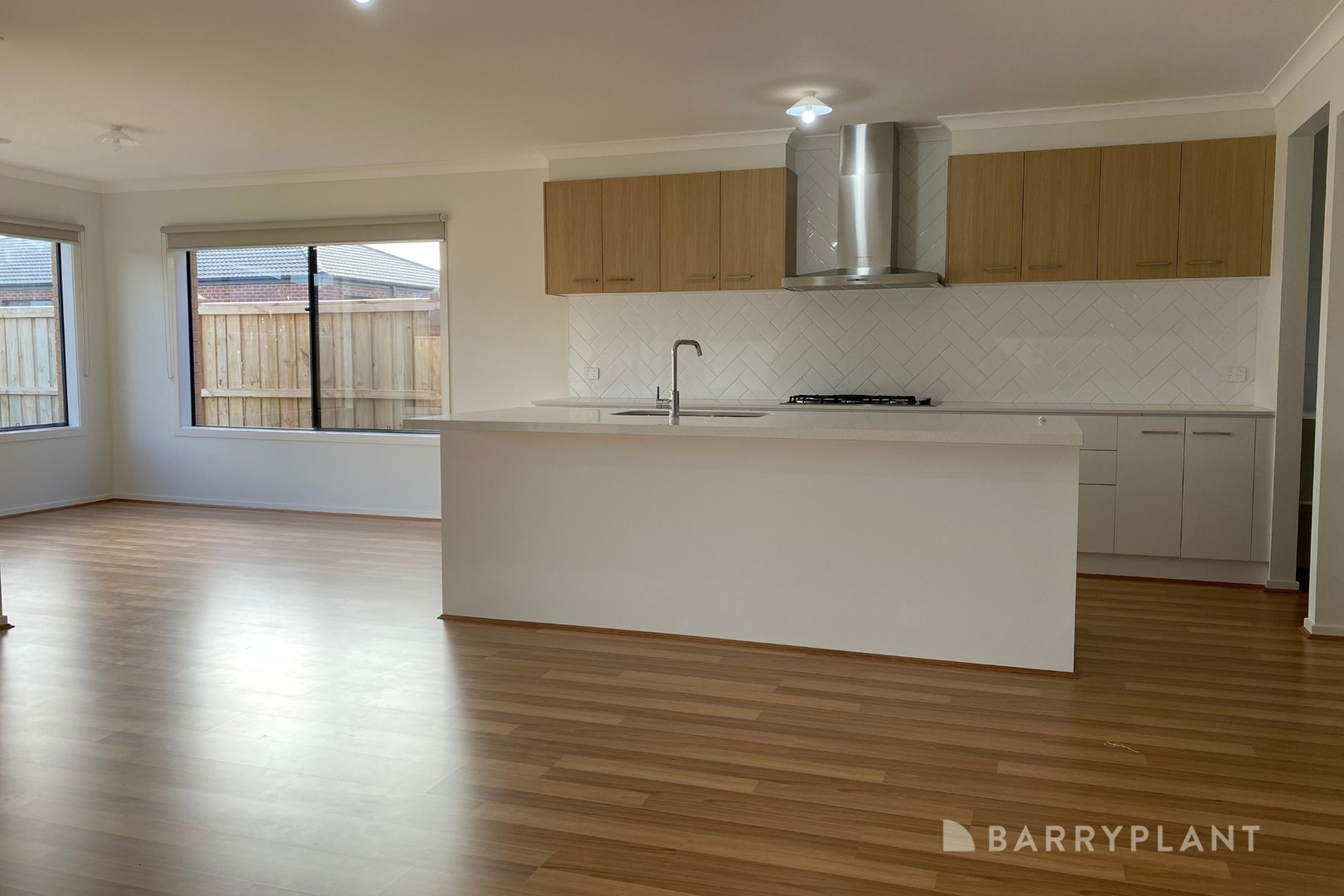 10 Heyfield Drive, Truganina, VIC 3029, Truganina - Thumbnail 2