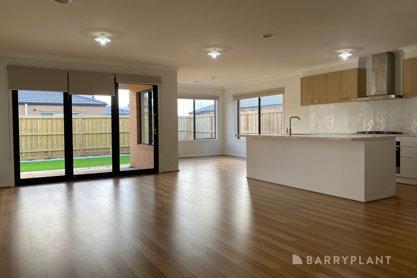 10 Heyfield Drive, Truganina, VIC 3029, Truganina - Thumbnail 3