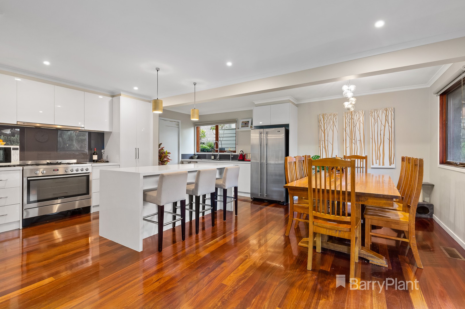 10  Hillingdon  DriveDiamond Creek, VIC 3089  - Leased, Diamond Creek - Thumbnail 2