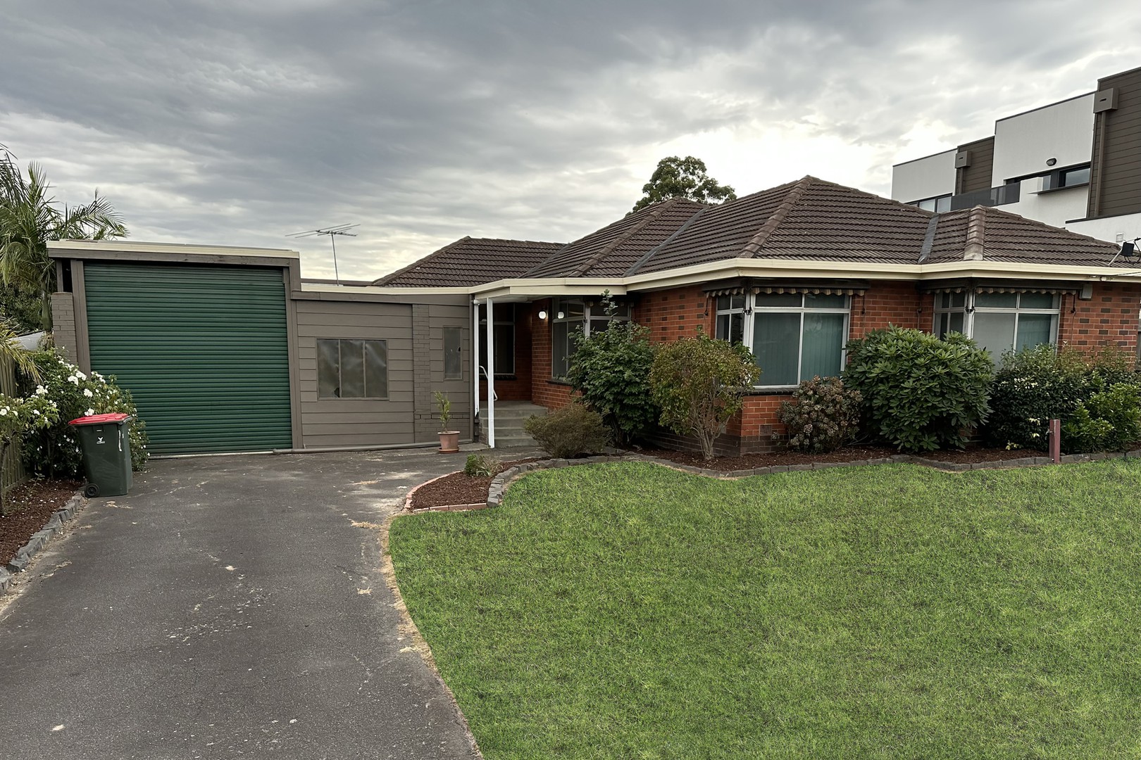 10 Hillview Avenue, Rowville, VIC 3178, Rowville - Thumbnail 5