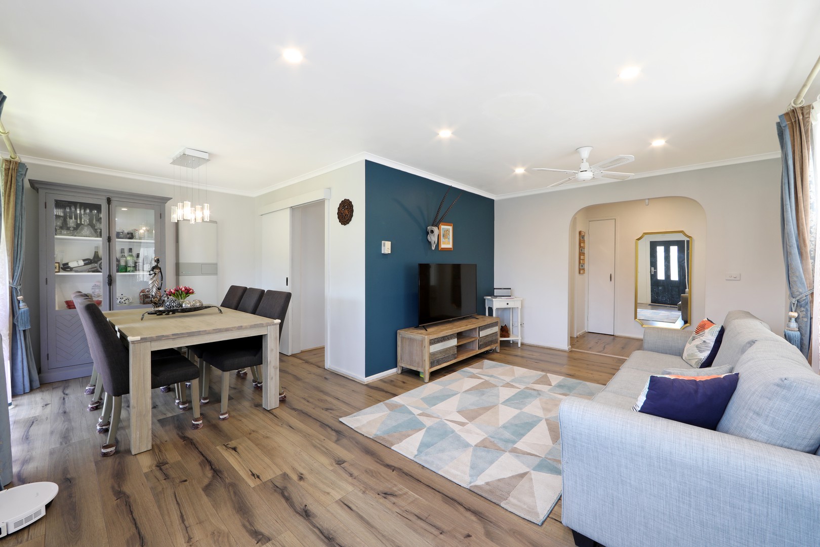 10 Hollyview Court, Rowville, VIC 3178, Rowville - Thumbnail 3