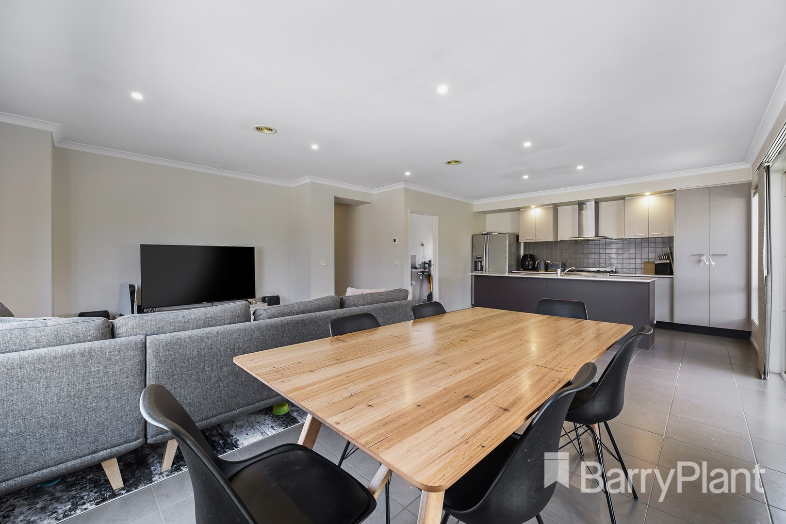 10 Horwood Drive, Mount Clear, VIC 3350, Mount Clear - Thumbnail 2