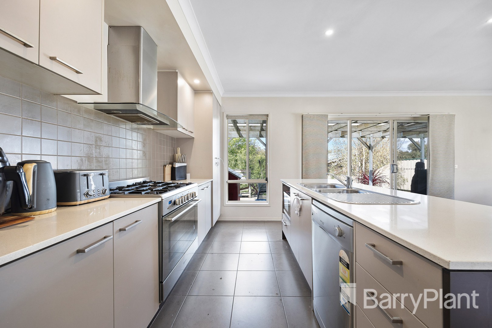 10 Horwood Drive, Mount Clear, VIC 3350, Mount Clear - Thumbnail 4