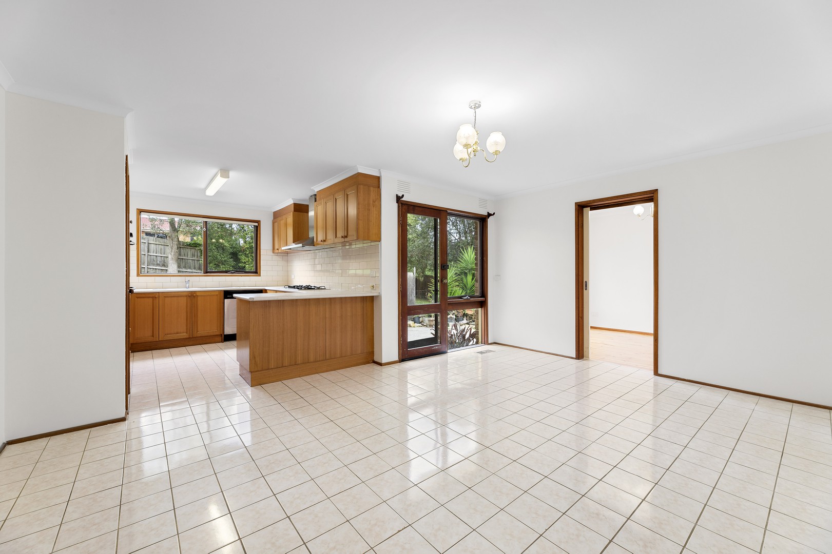 10 Howell Close, Doncaster East, VIC 3109, Doncaster East - Thumbnail 4