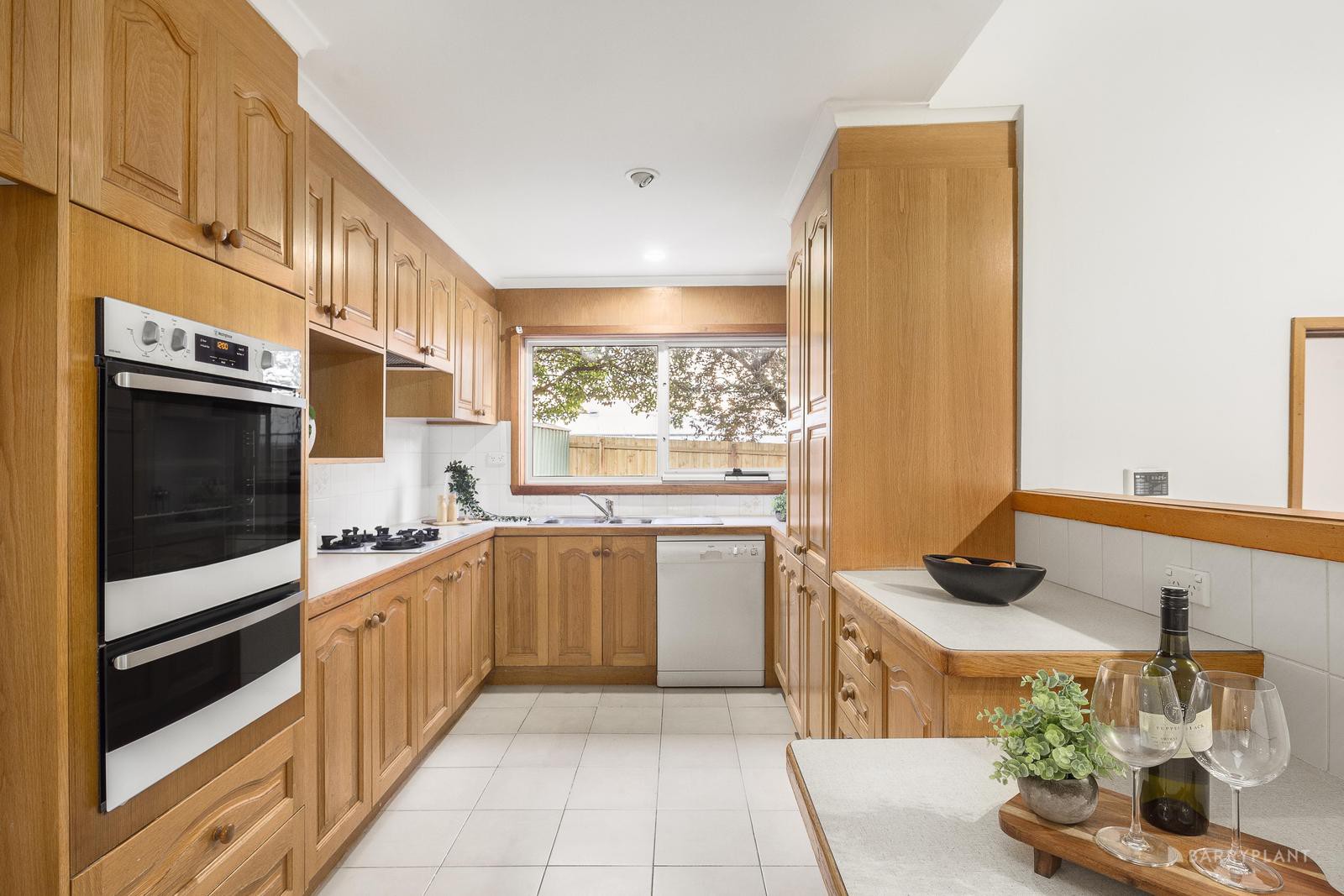 10 Huskey Court, Vermont South, VIC 3133, Vermont South - Thumbnail 5