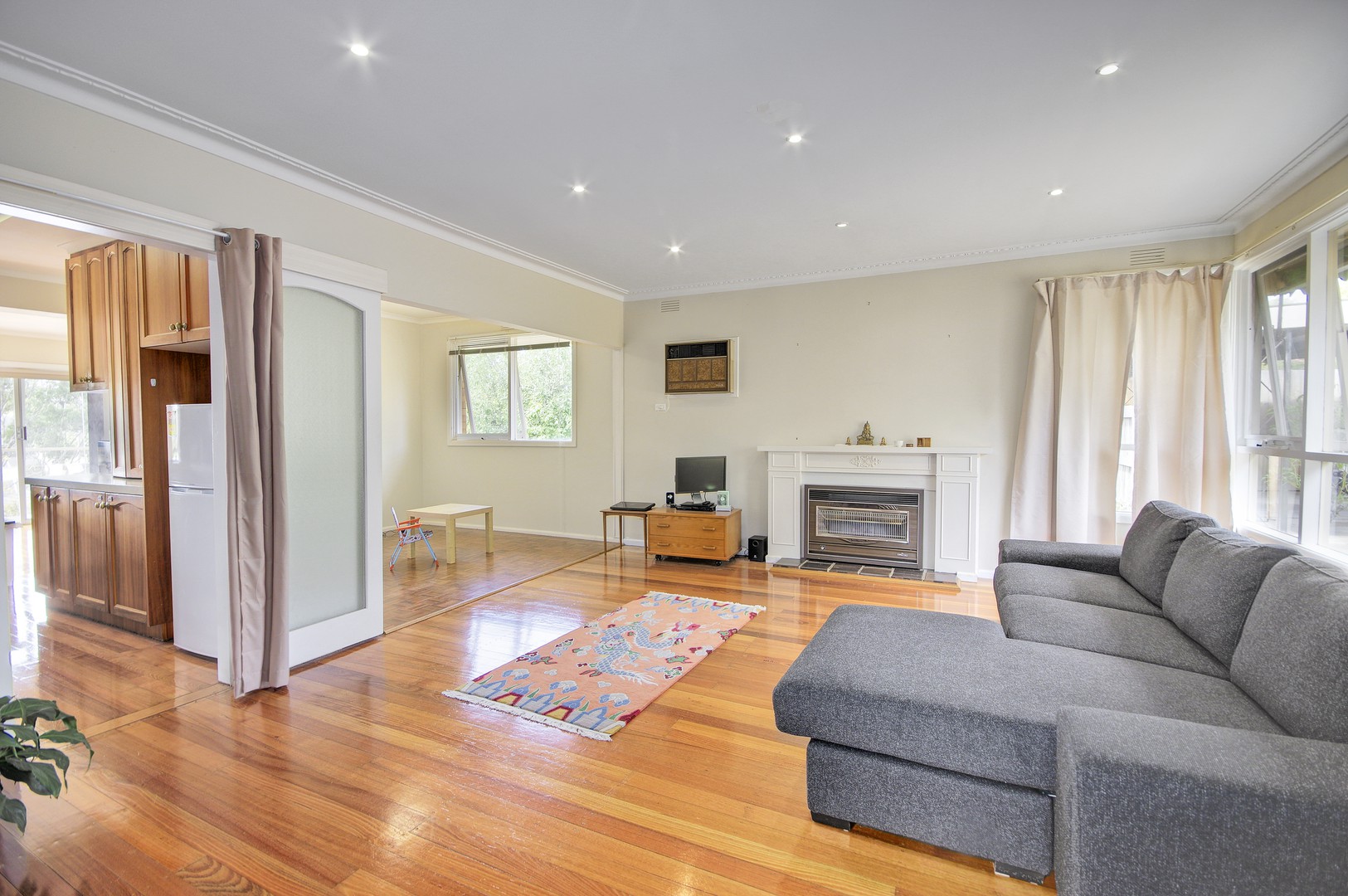 10 Hutcheson Avenue, Highton, VIC 3216, Highton - Thumbnail 3