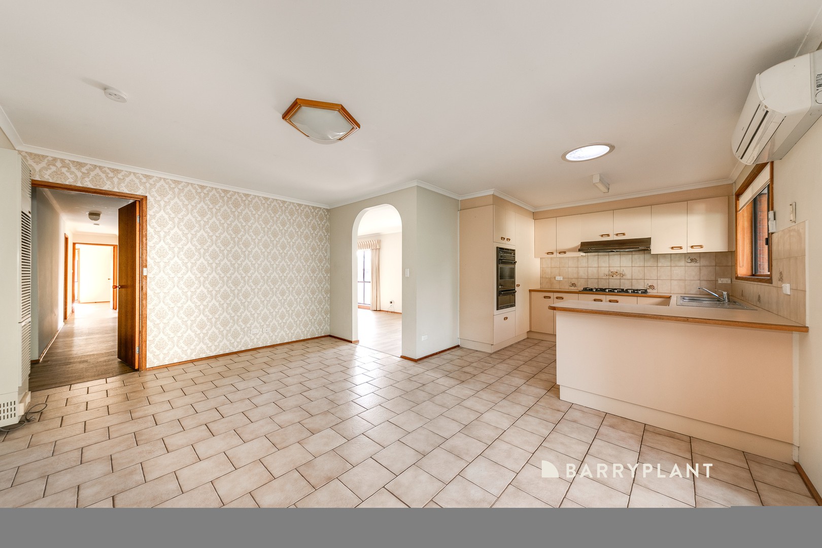10 Irving Road, Pakenham, VIC 3810, Pakenham - Thumbnail 5