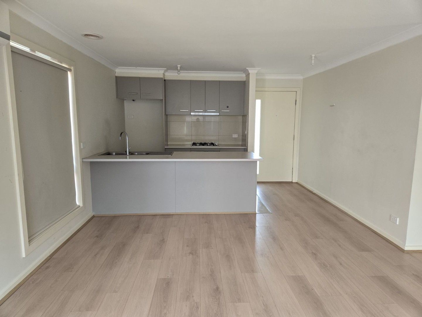 10 Isabella Court, Albanvale, VIC 3021 - Thumbnail 1 - 09/10/2025