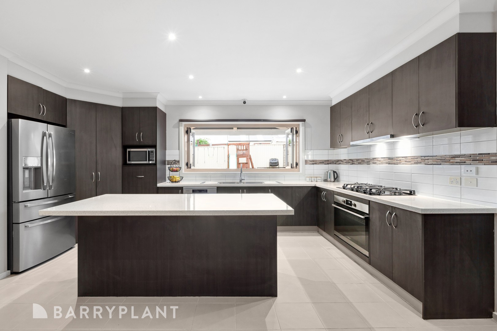 10 Jacob Street, Wallan, VIC 3756 - Thumbnail 2 - 06/01/2025