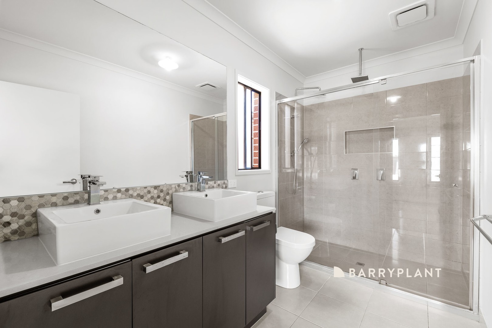 10 Janessa Drive, Clyde North, VIC 3978, Clyde North - Thumbnail 8