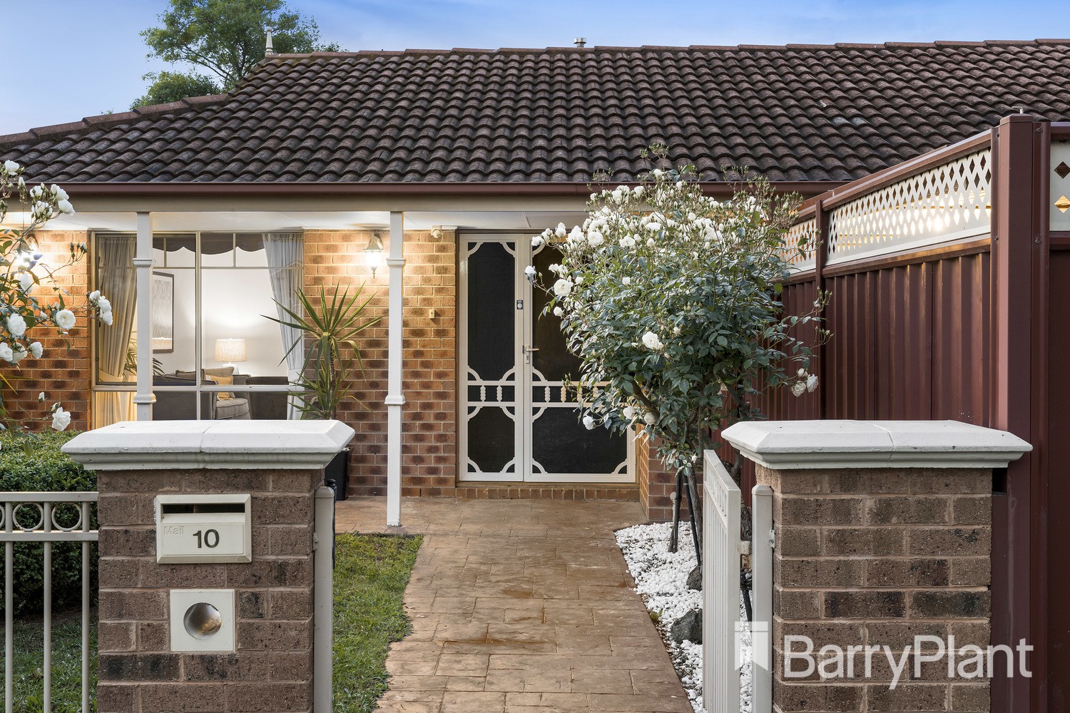 10 Jasmine Drive, Mill Park, VIC 3082, Mill Park - Thumbnail 2