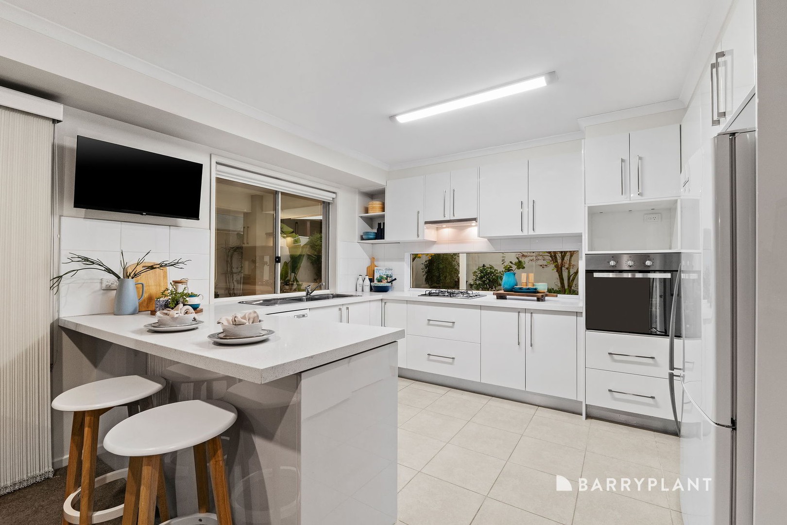 10 Jenola Parade, Wantirna South, VIC 3152, Wantirna South - Thumbnail 3