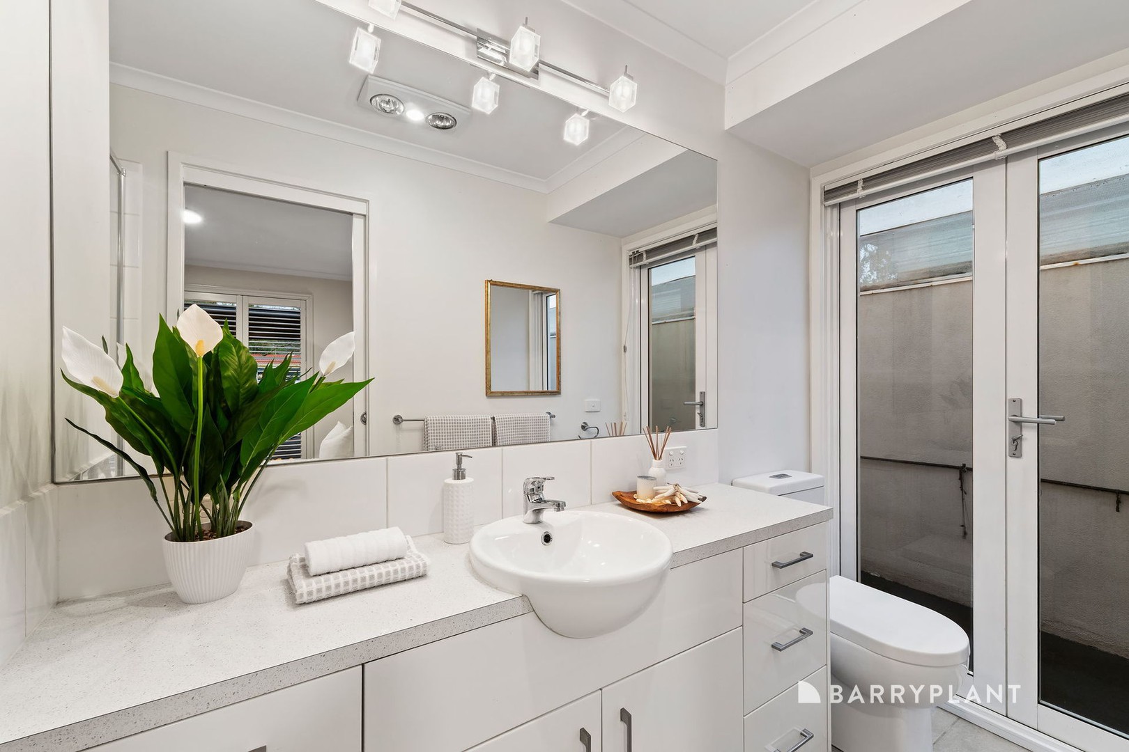 10 Jenola Parade, Wantirna South, VIC 3152, Wantirna South - Thumbnail 7