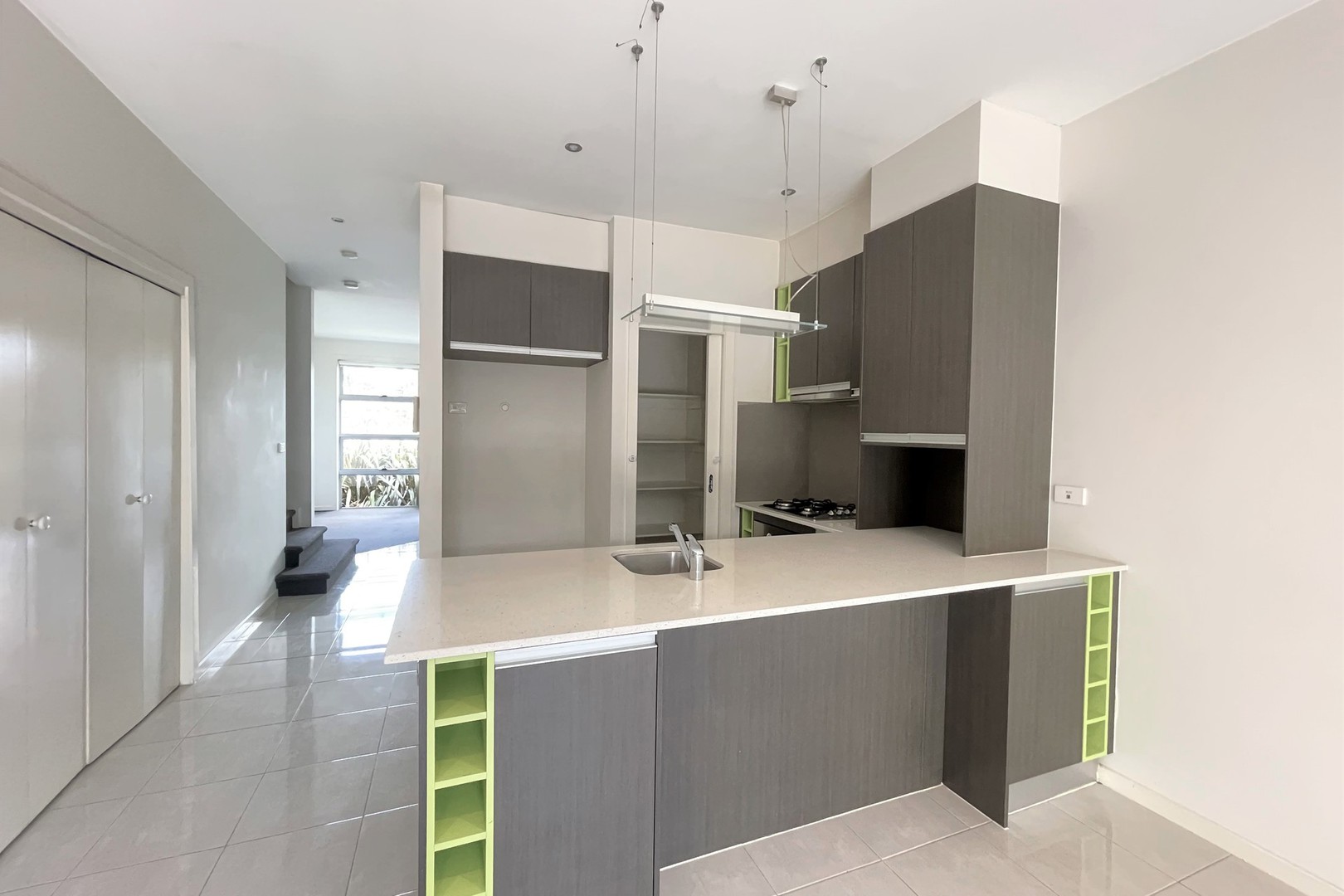 10 Jolimont Street, Caroline Springs, VIC 3023, Caroline Springs - Thumbnail 3