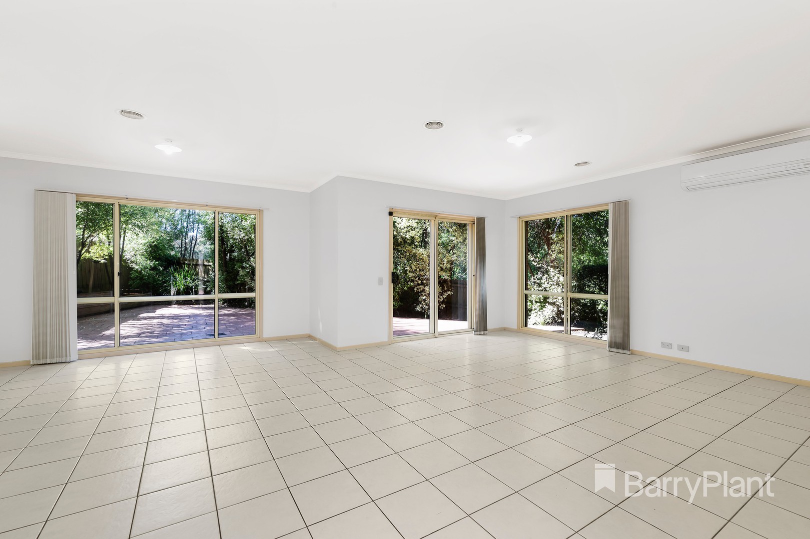 10 Kathleen Court, Montmorency, VIC 3094, Montmorency - Thumbnail 4