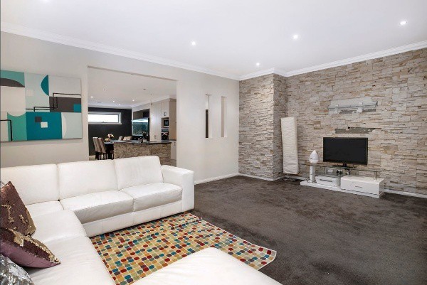10 Katrina Drive, Burnside Heights, VIC 3023, Burnside Heights - Thumbnail 4