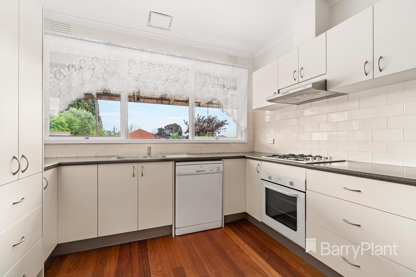 10 Keir Avenue, Doncaster East, VIC 3109, Doncaster East - Thumbnail 4