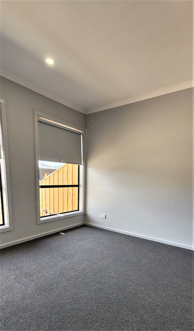 10 Kerala Street, Rockbank, VIC 3335 - Thumbnail 1 - 19/09/2025