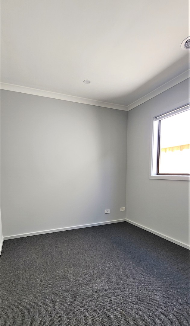 10 Kerala Street, Rockbank, VIC 3335, Rockbank - Thumbnail 7