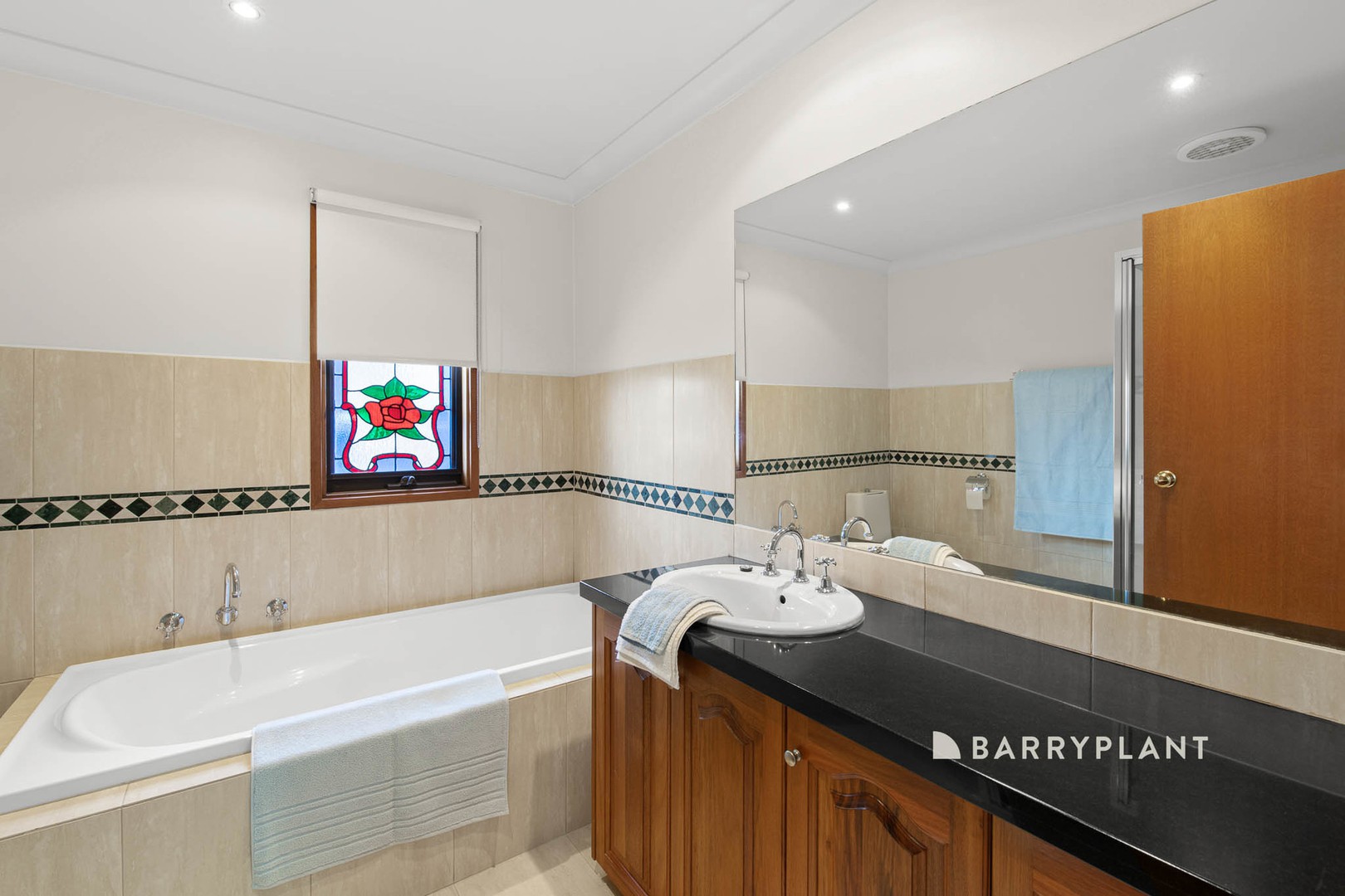 10 Kerry Close, Berwick, VIC 3806, Berwick - Thumbnail 5