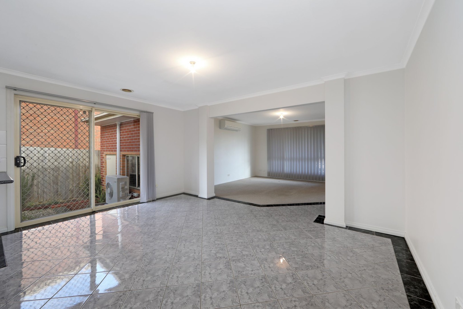 10 Lakeside Boulevard, Rowville, VIC 3178, Rowville - Thumbnail 5