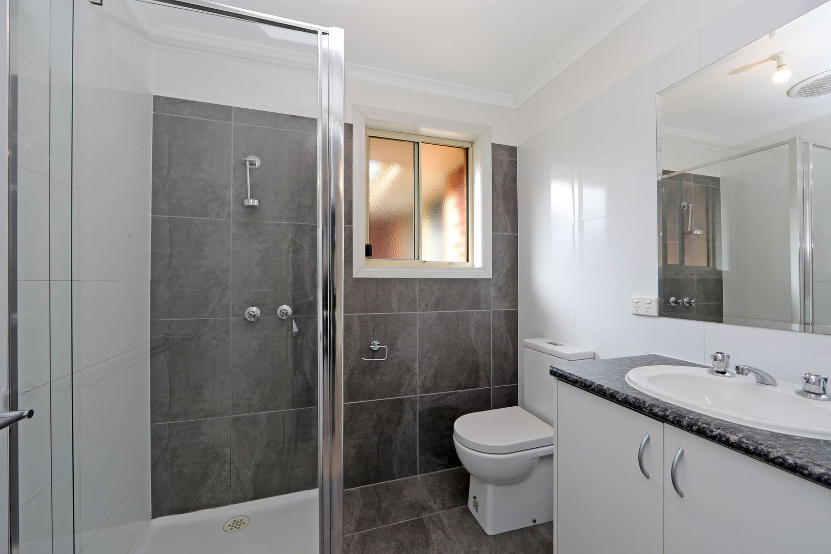 10 Lakeside Boulevard, Rowville, VIC 3178, Rowville - Thumbnail 7
