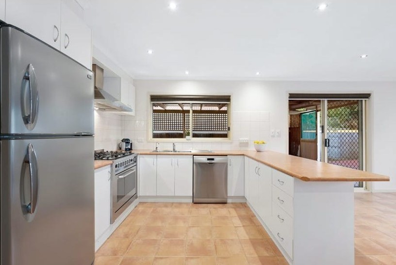 10 Larkspur Close, Epping, VIC 3076 - Thumbnail 1 - 06/05/2025