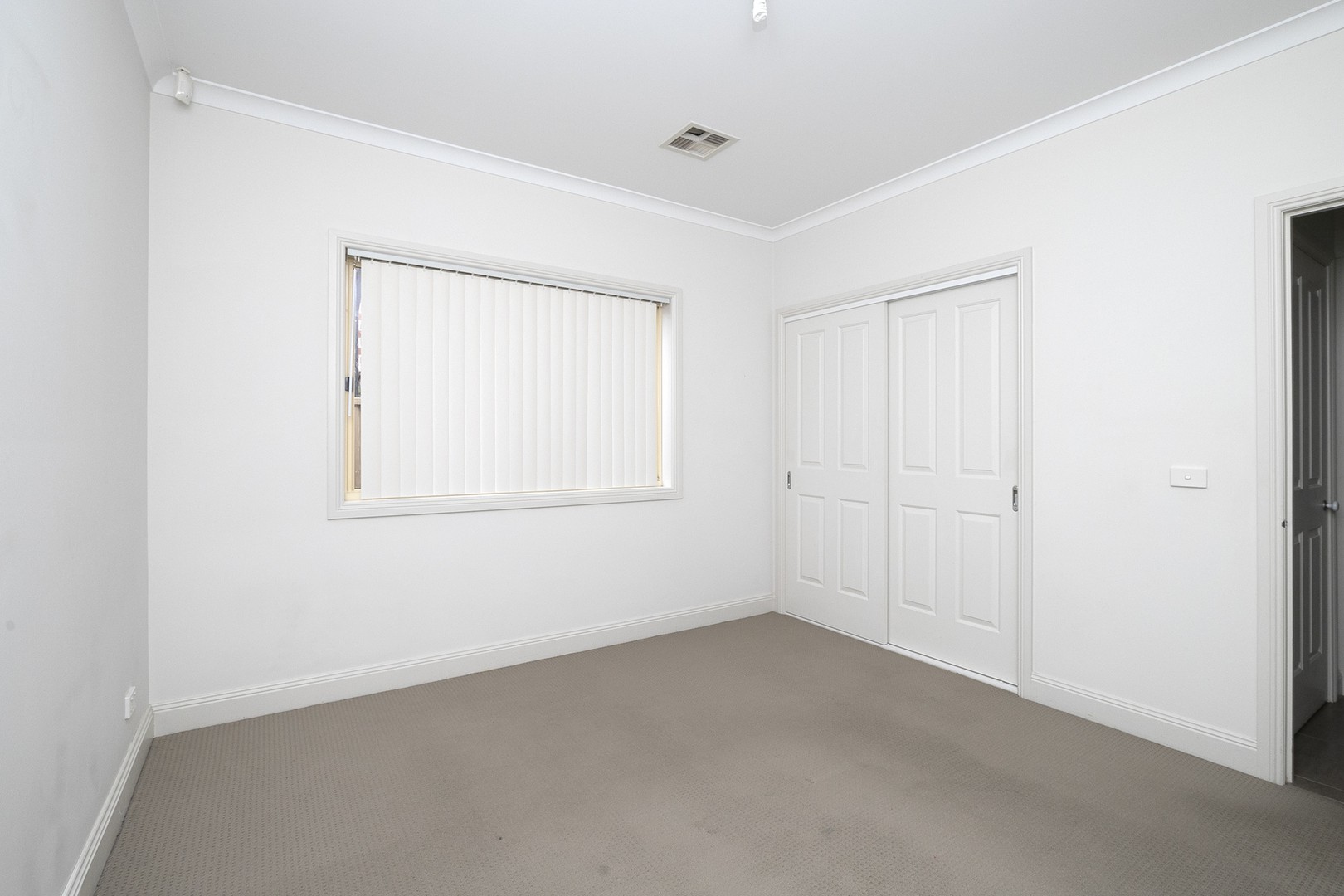 10 Lawson WayCaroline Springs, VIC 3023  - Leased, Caroline Springs - Thumbnail 5