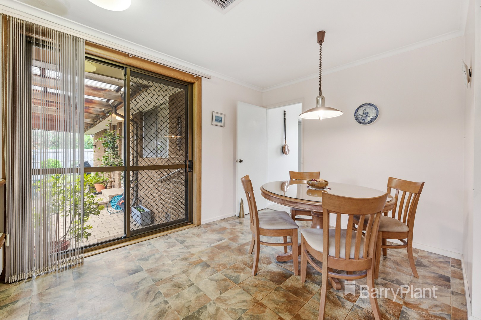 10 Lea Road, Mulgrave, VIC 3170, Mulgrave - Thumbnail 4