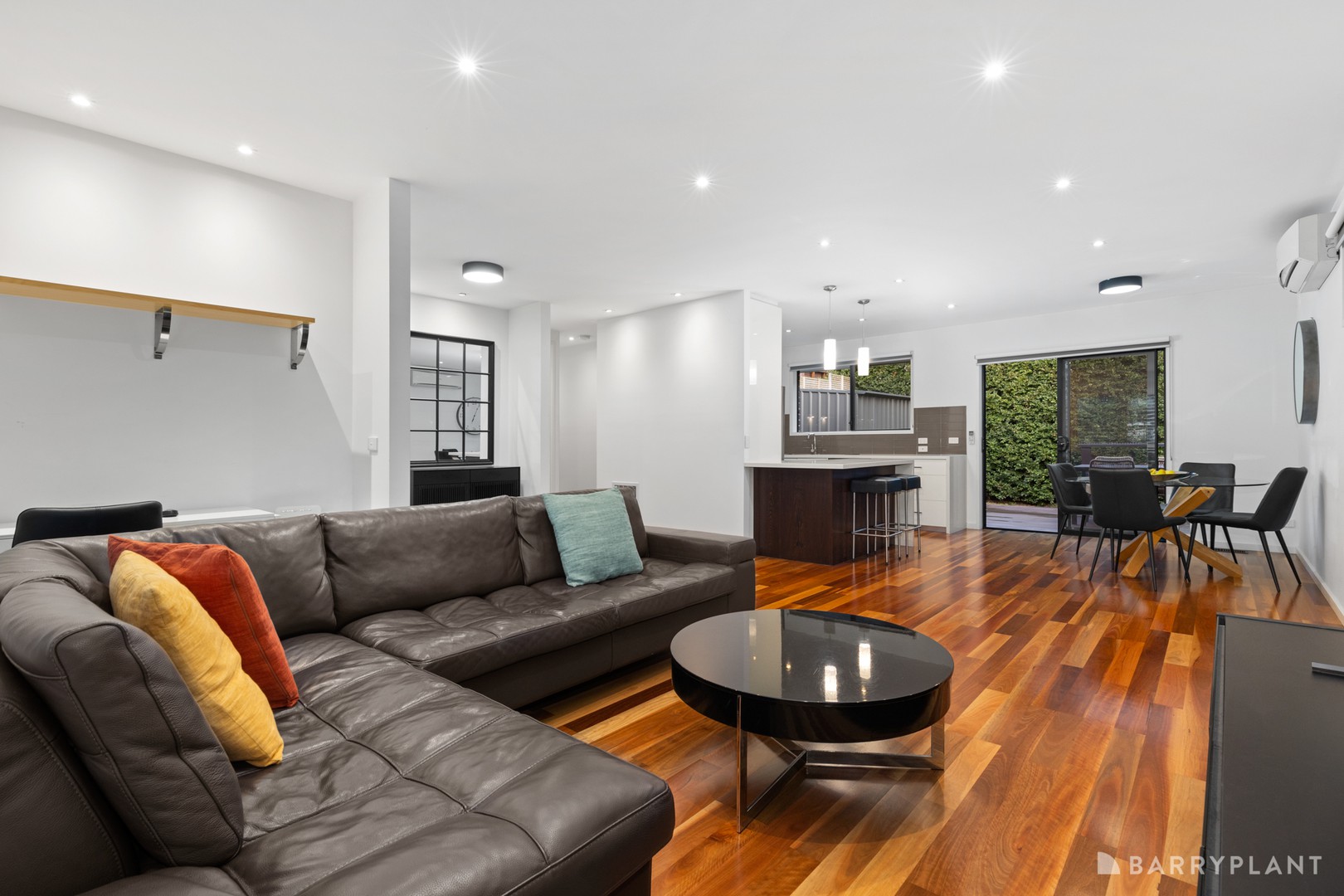 10 Leawarra Drive, Heathmont, VIC 3135, Heathmont - Thumbnail 4