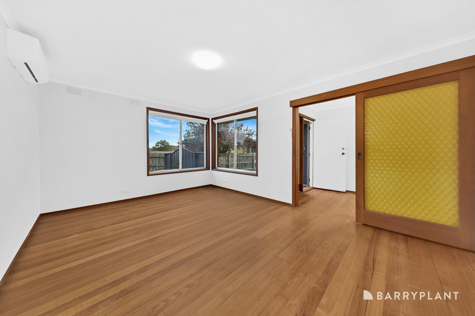 10 Letchworth Place, Epping, VIC 3076, Epping - Thumbnail 4