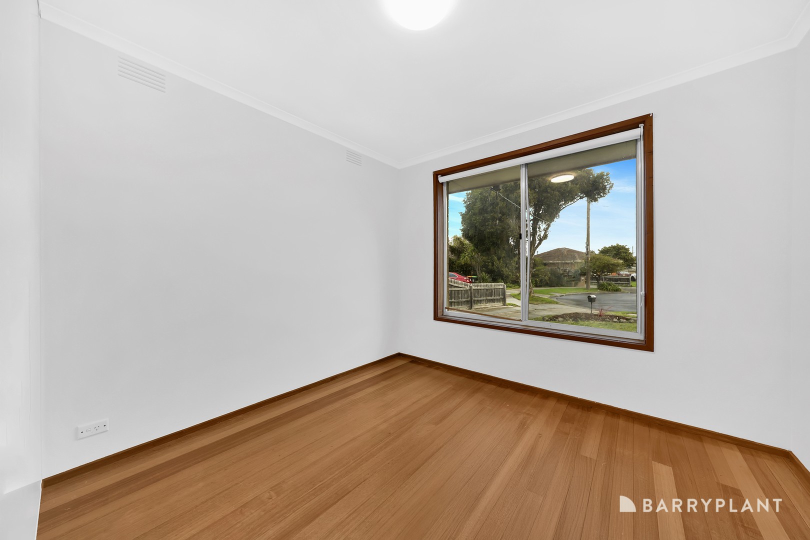 10 Letchworth Place, Epping, VIC 3076, Epping - Thumbnail 7