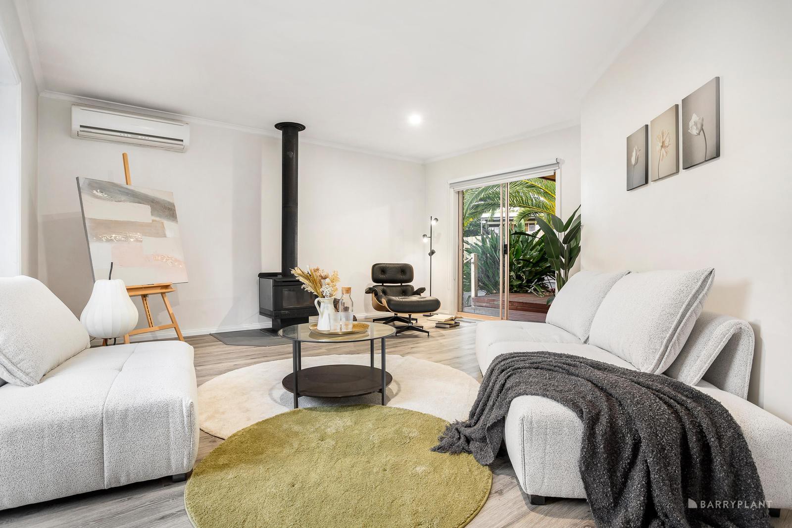 10 Lilac Rise, Lilydale, VIC 3140 - Thumbnail 2 - 21/02/2025