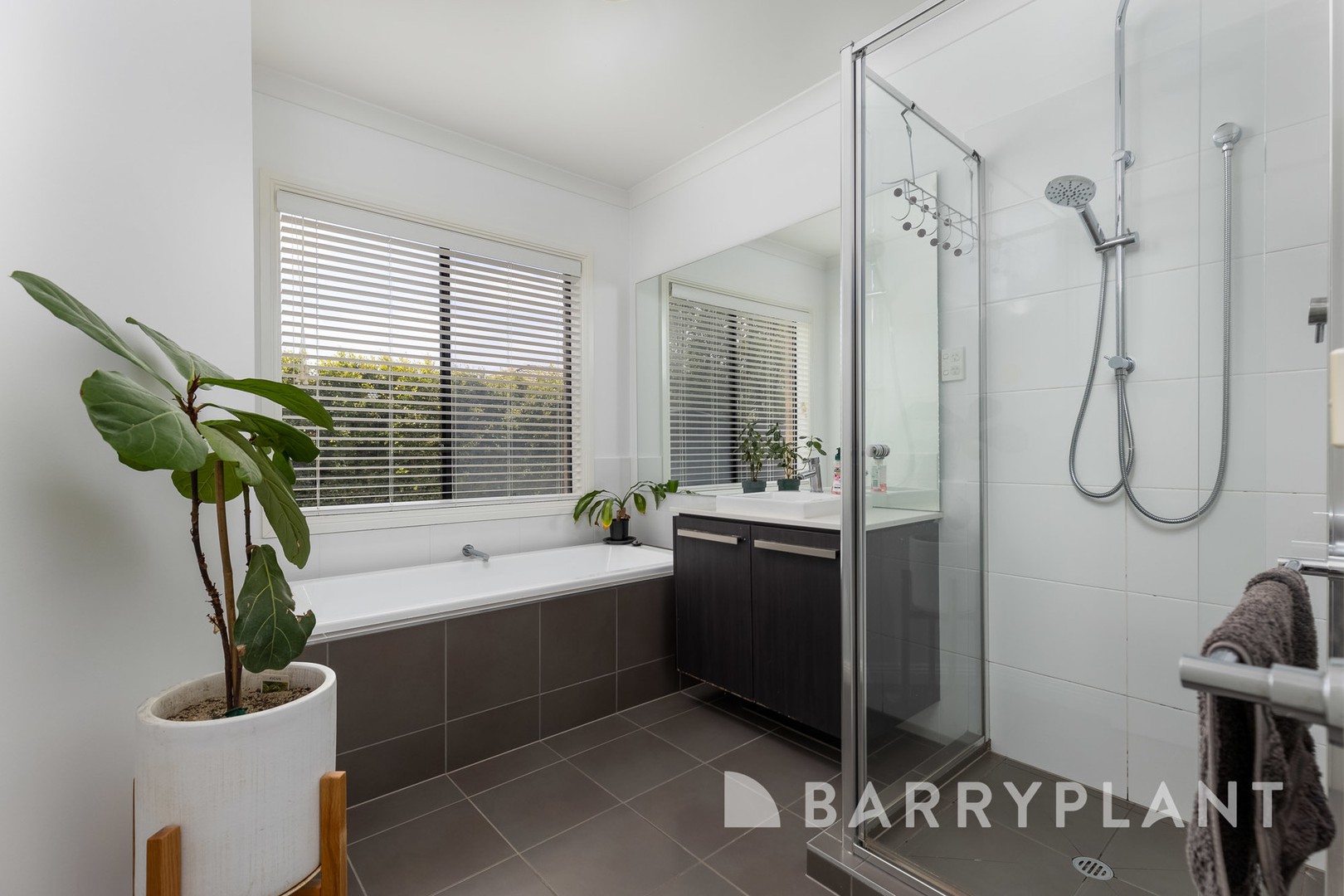 10 Lindwall Grange, Point Cook, VIC 3030, Point Cook - Thumbnail 6