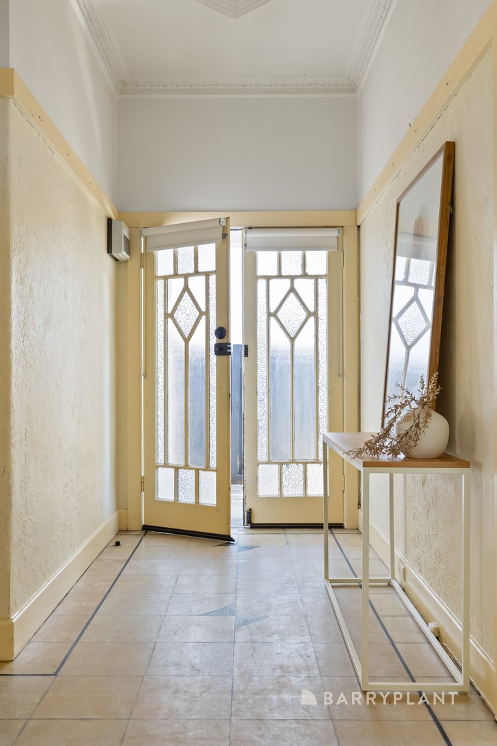 10 Livingstone Parade, Preston, VIC 3072 - Thumbnail 2 - 30/01/2024