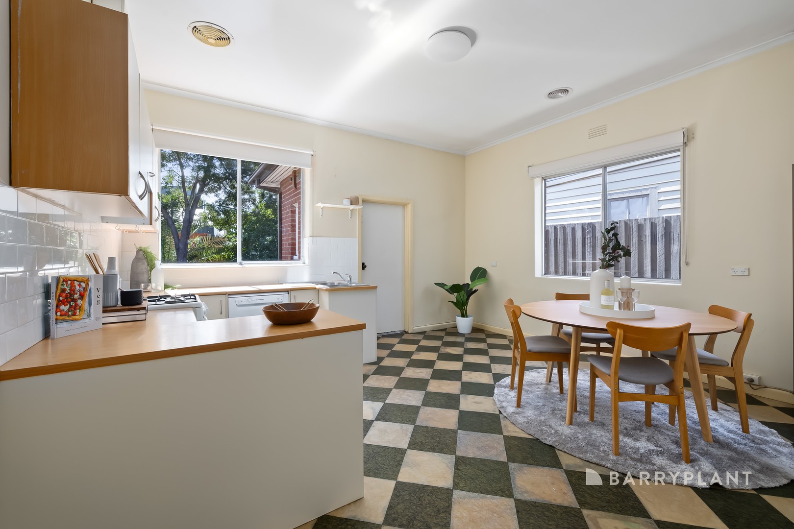 10 Livingstone Parade, Preston, VIC 3072, Preston - Thumbnail 7