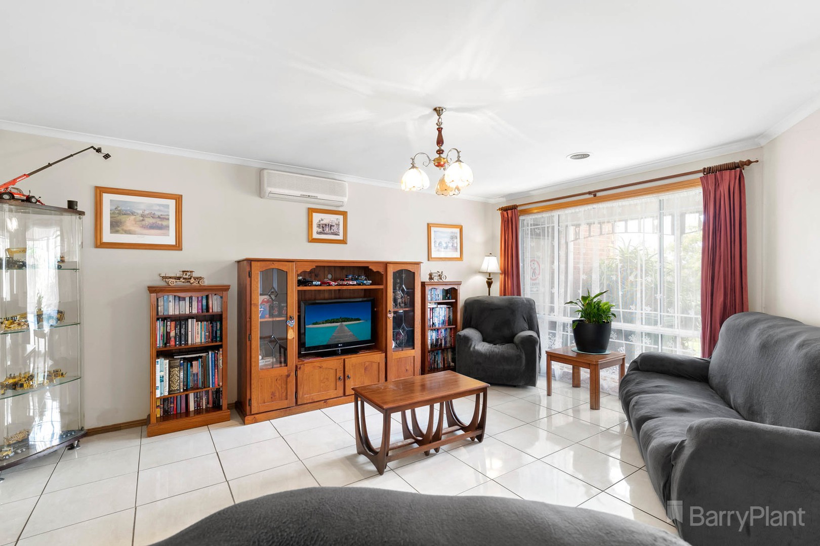 10 Lochard TerraceNarre Warren South, VIC 3805, Narre Warren South - Thumbnail 4