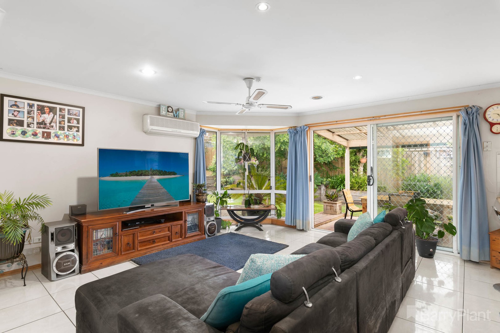 10 Lochard TerraceNarre Warren South, VIC 3805, Narre Warren South - Thumbnail 7