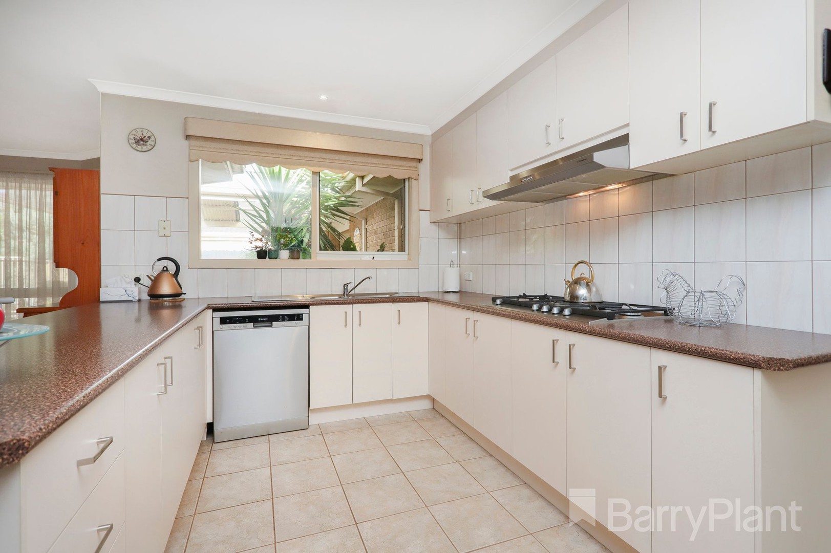 10 Lockhart Avenue, Attwood, VIC 3049, Attwood - Thumbnail 7